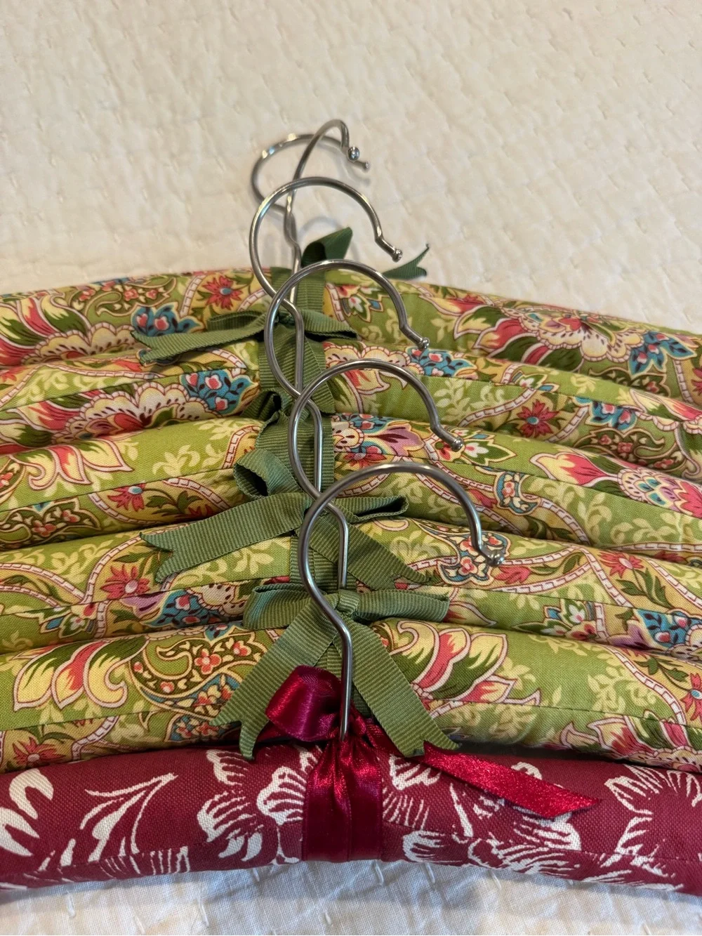 Vera Bradley Padded Hanger Set